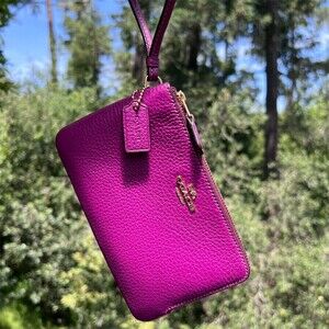 COACH Purple/Purple Pebbled Leather Wristlet Double Zip Wallet Gold Hardware